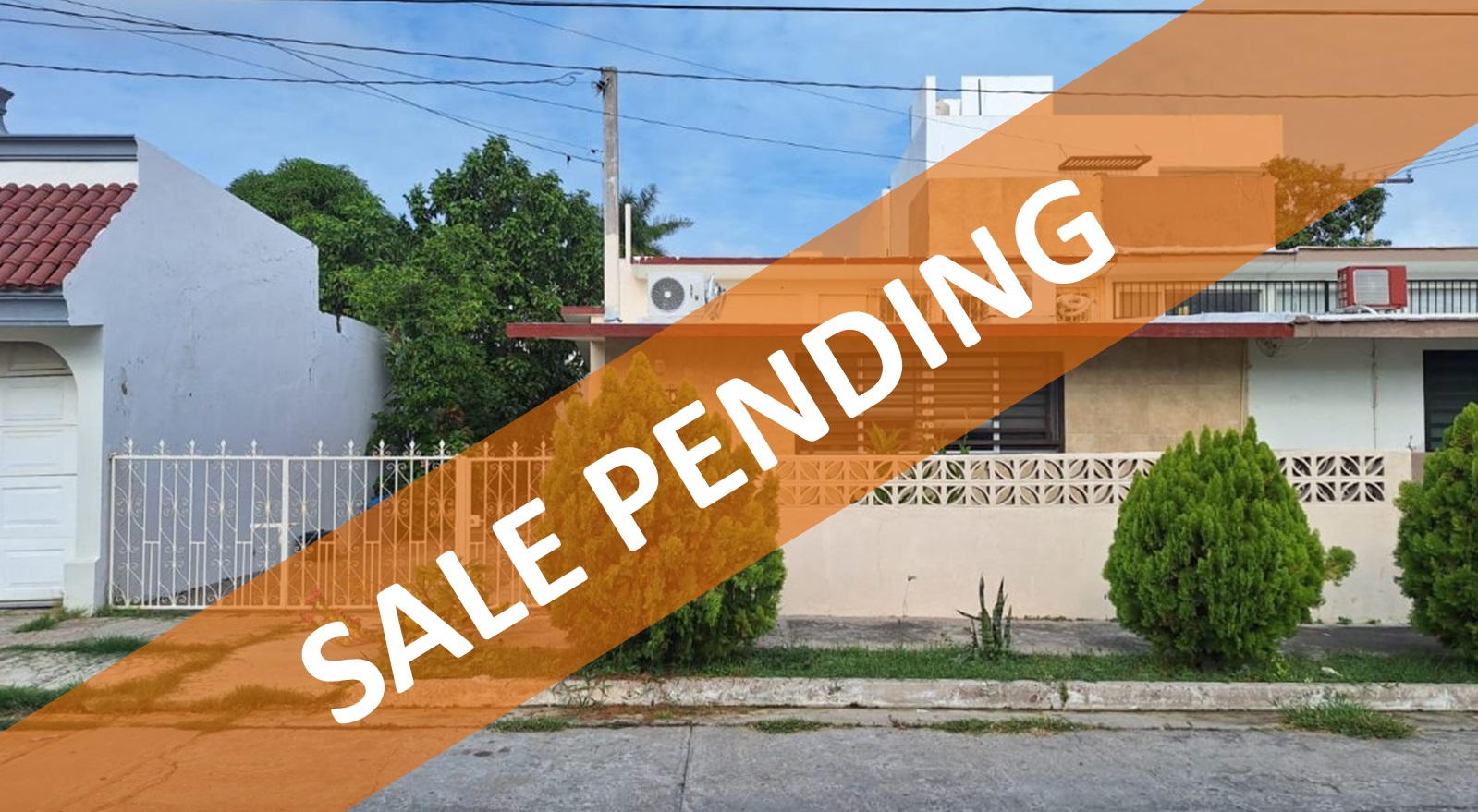 Newly remodeled house for sale in Sábalo Country near the beach in