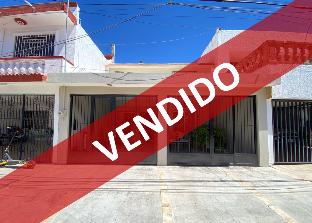 OPORTUNIDAD! Casa en venta en Lomas de Mazatlán cerca de la playa y la Zona Dorada