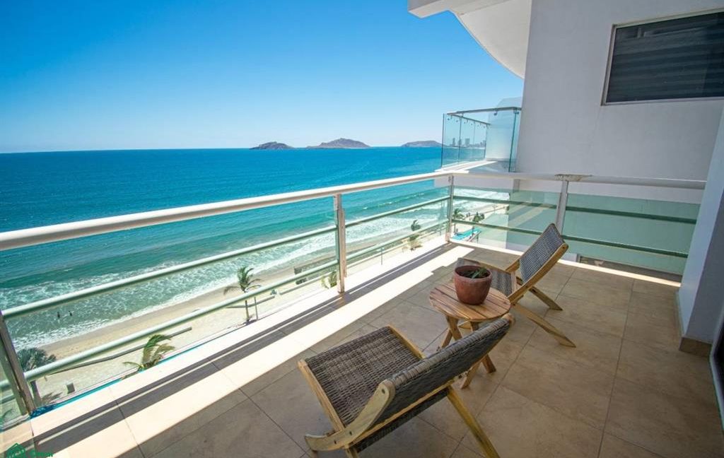 CREATOR: gd-jpeg v1.0 (using IJG JPEG v62), quality = 70