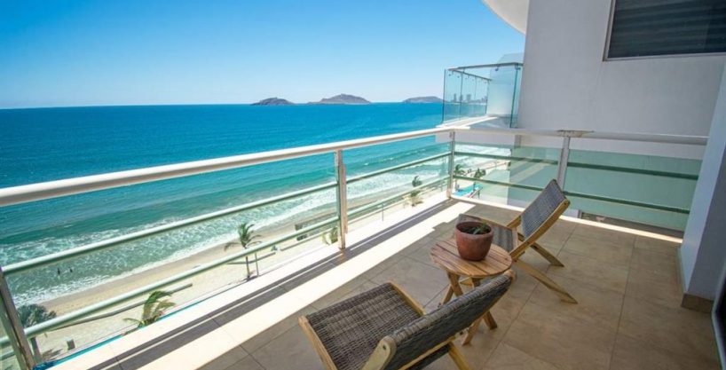 Penthouse en venta en Torre Azul frente al mar