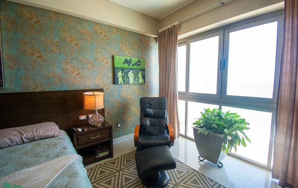 CREATOR: gd-jpeg v1.0 (using IJG JPEG v62), quality = 70