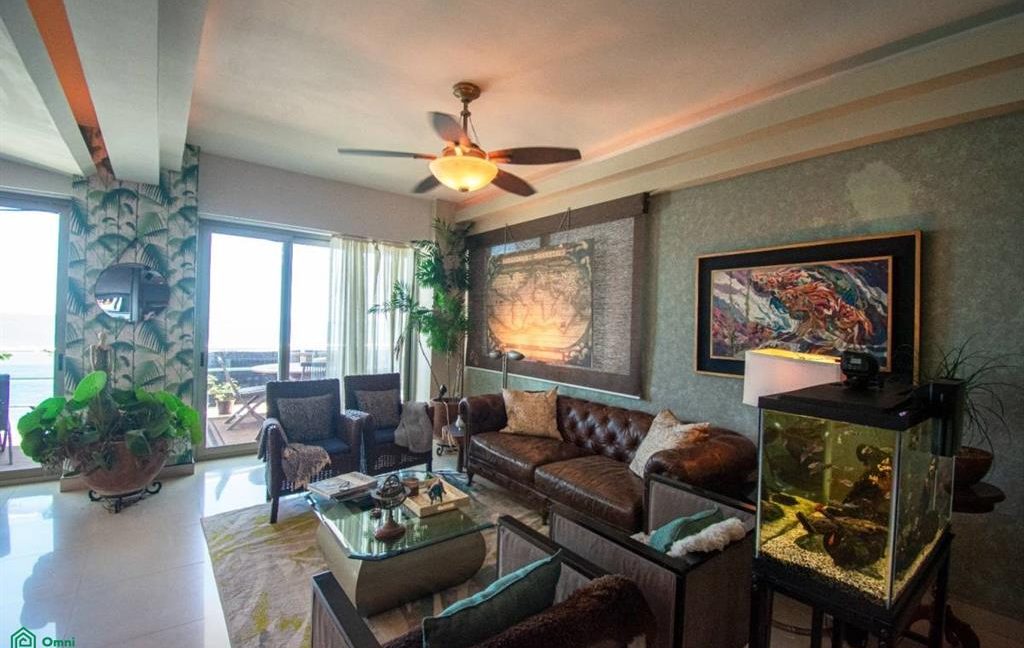 CREATOR: gd-jpeg v1.0 (using IJG JPEG v62), quality = 70