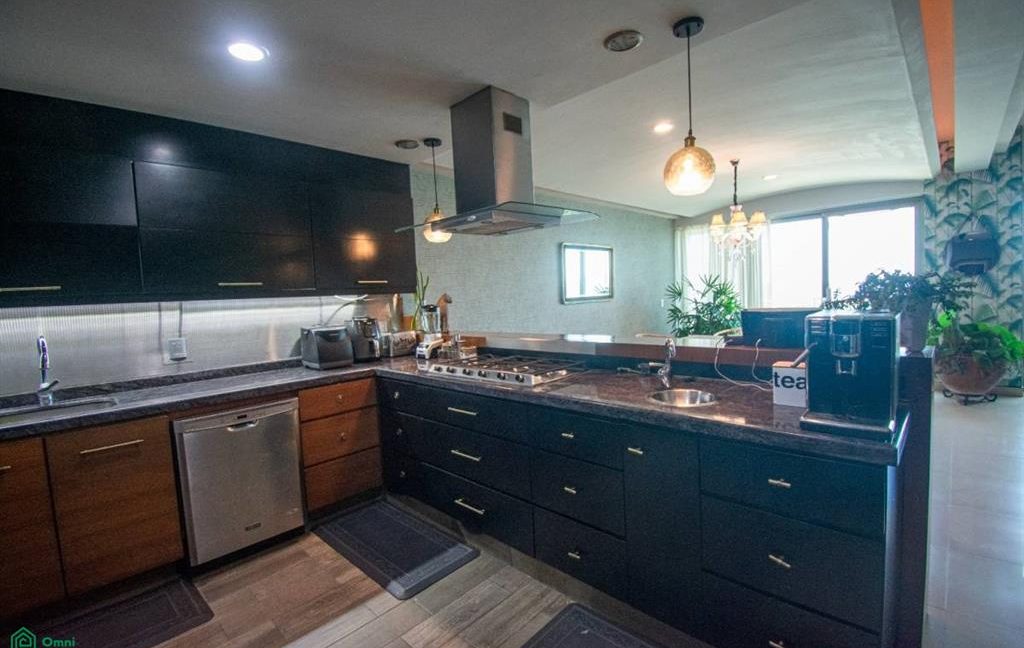 CREATOR: gd-jpeg v1.0 (using IJG JPEG v62), quality = 70