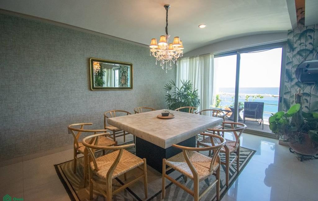 CREATOR: gd-jpeg v1.0 (using IJG JPEG v62), quality = 70